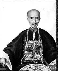 他是中国古典文学的最后一位诗人，英明一世却教出荒唐逆子做汉奸