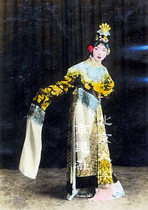 一组珍贵的京剧大师梅兰芳的老照片